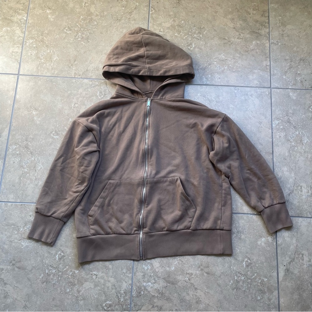 Zara Plain Zip-Up Sweatshirt - Brown Fleece-Lined Hoodie